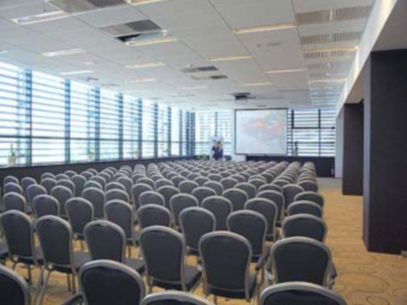 Hotel Ramada By Wyndham Oradea Facilidades foto